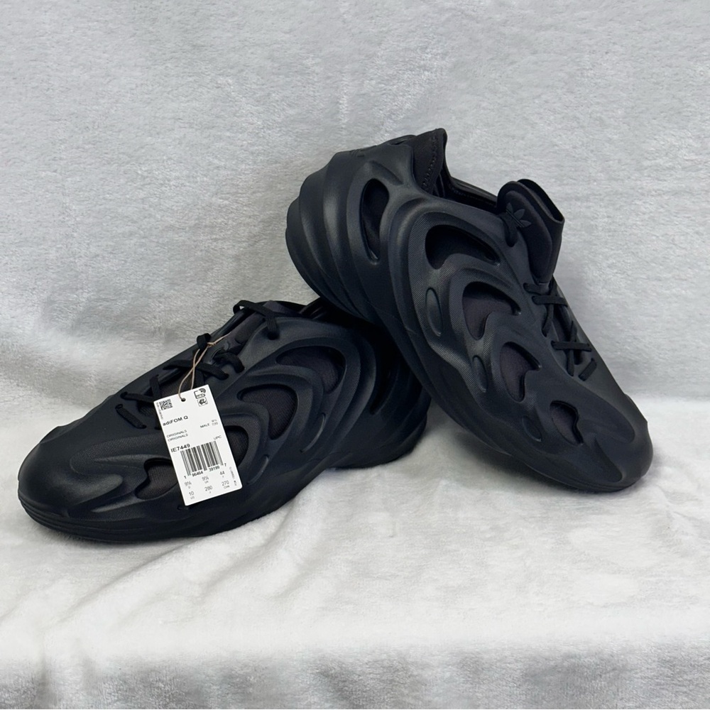 adidas Originals Sleek Black Athletic Shoes